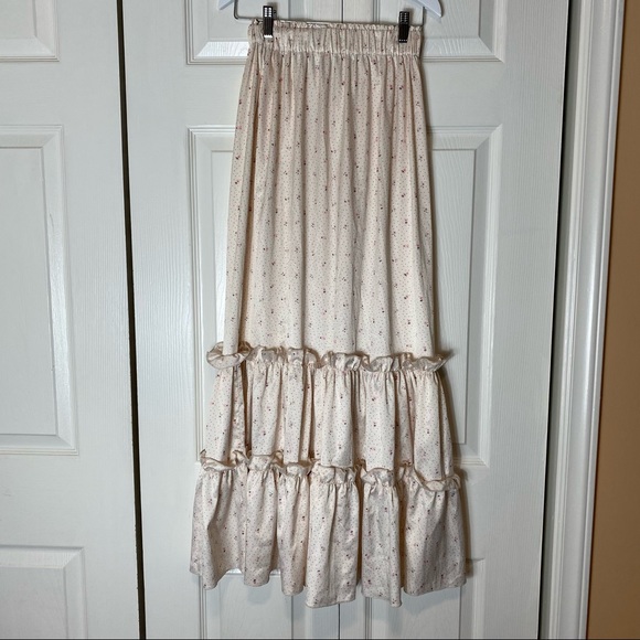 OVERTHESEA Silk Blend Dainty Floral Feeling # 5 Maxi Skirt - Picture 5 of 10
